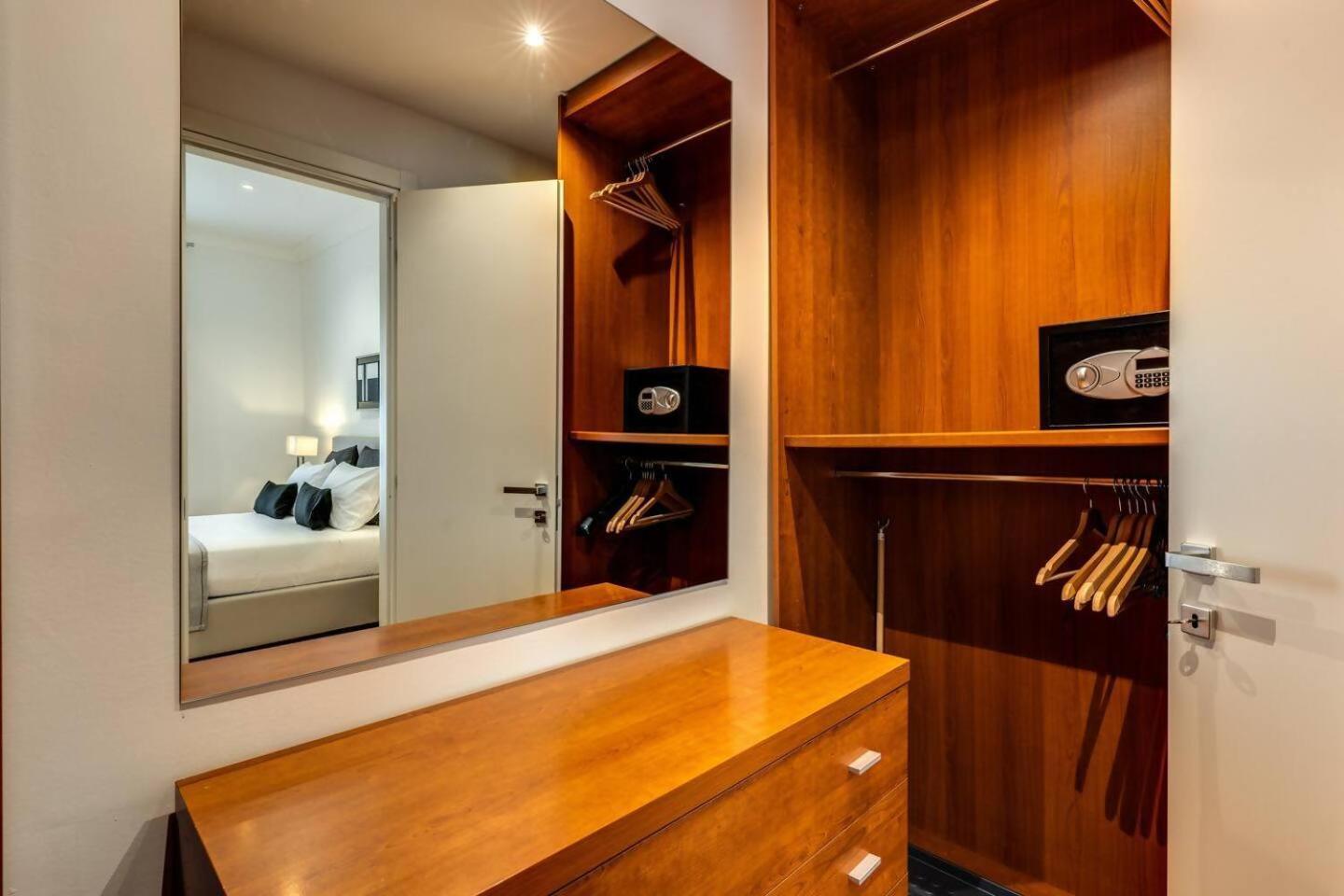 Charming Flat By The Vatican Rome Bagian luar foto
