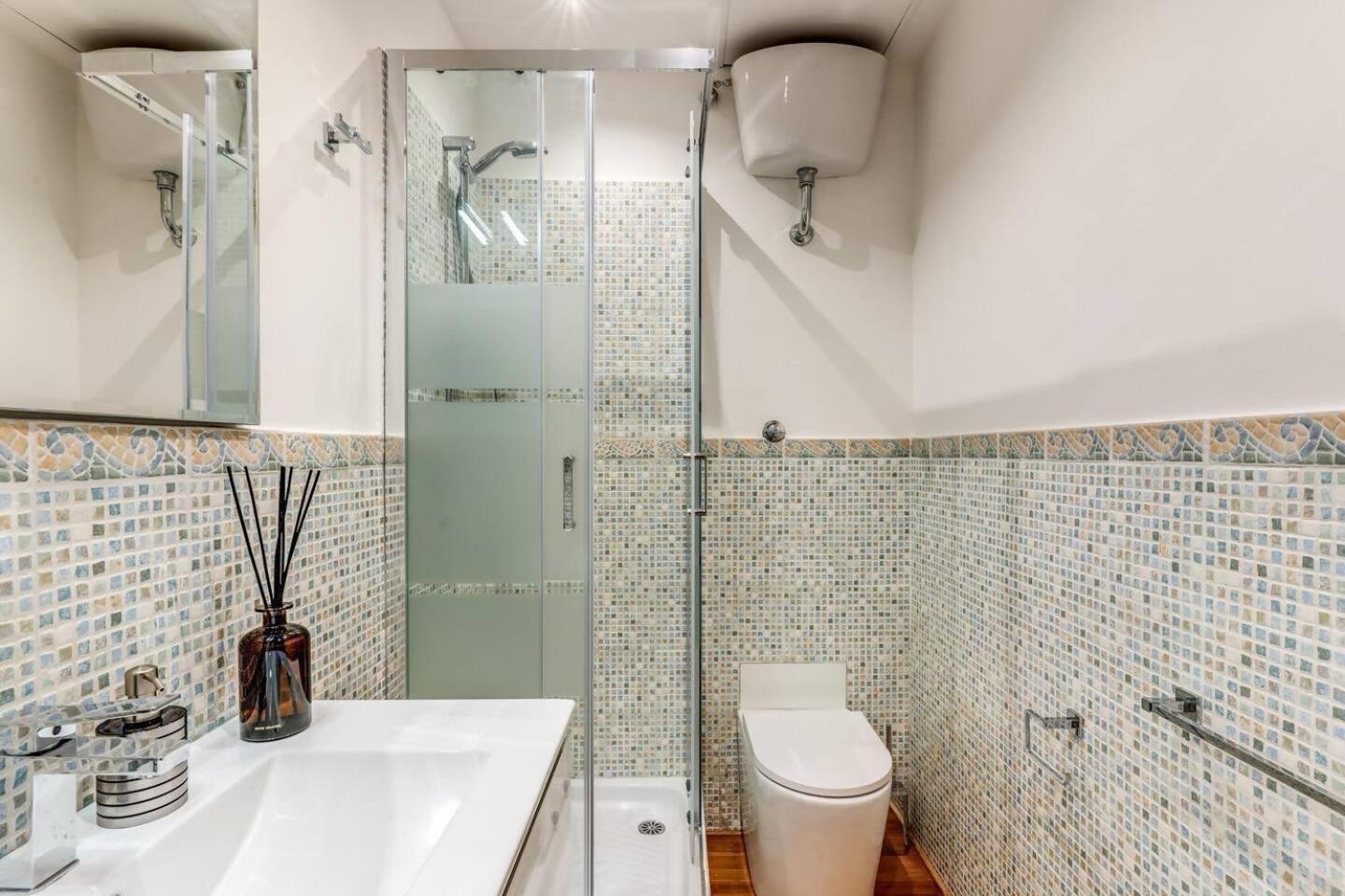 Charming Flat By The Vatican Rome Bagian luar foto